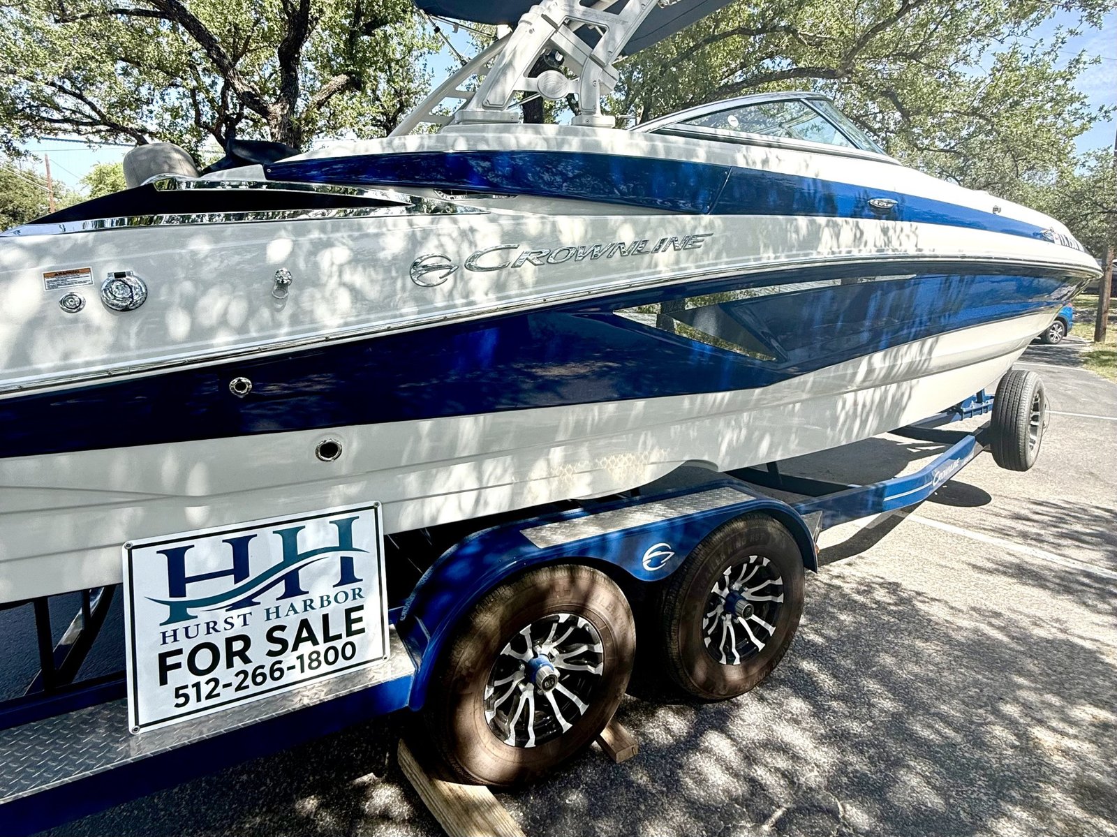 Boat brokerage Lake Travis